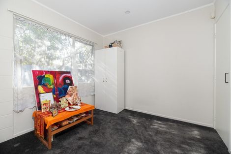 Photo of property in 3/1 Tawa Road, Te Atatu Peninsula, Auckland, 0610