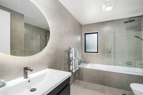 Photo of property in 10a Huka Road, Birkenhead, Auckland, 0626