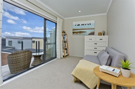 Photo of property in 198 Hobsonville Point Road, Hobsonville, Auckland, 0616