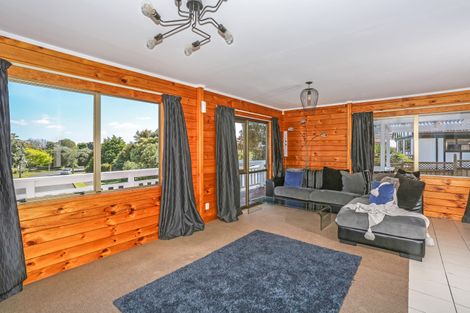 Photo of property in 171 Carnoustie Drive, Wattle Downs, Auckland, 2103