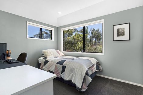 Photo of property in 17a Horotutu Road, Greenlane, Auckland, 1061