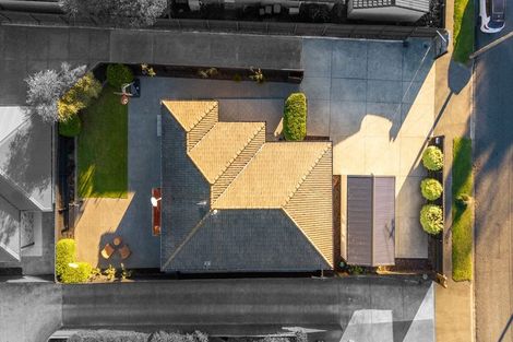 Photo of property in 53 Harris Crescent, Papanui, Christchurch, 8053