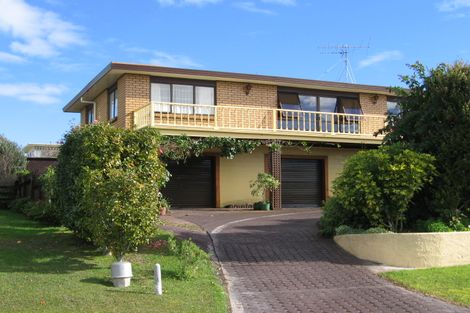 Photo of property in 9 Carmen Terrace, Snells Beach, 0920