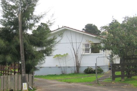 Photo of property in 8 Shale Avenue, Massey, Auckland, 0614