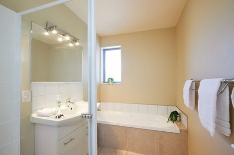 Photo of property in 4 Fyffe Avenue, Kaikoura, 7300