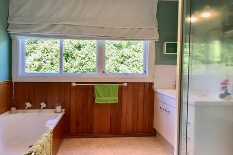 Photo of property in 72 Mountain Road, Sentry Hill, New Plymouth, 4373