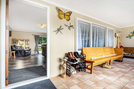 Photo of property in 318 Inland Road, Helensville, 0875