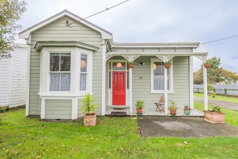 Photo of property in 17 Kelvin Street, Aramoho, Whanganui, 4500