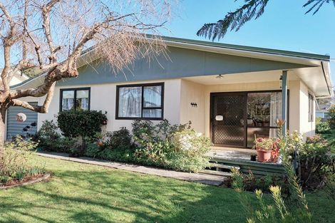Photo of property in 1b Queen Street, Wairoa, 4108