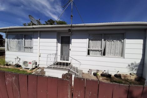 Photo of property in 1/5 Sharland Avenue, Manurewa, Auckland, 2102