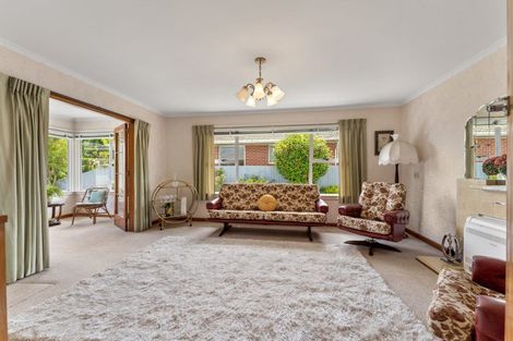 Photo of property in 8 Esperance Street, St Albans, Christchurch, 8052