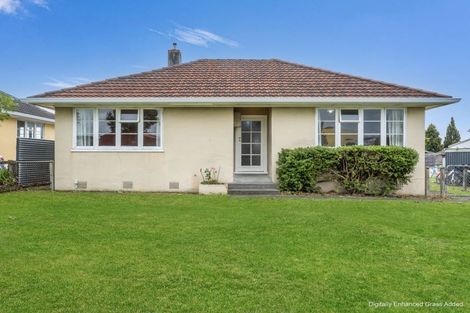 Photo of property in 614 Featherston Street, Roslyn, Palmerston North, 4414