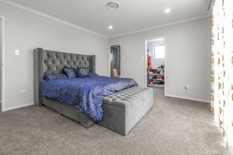 Photo of property in 32 Cooladawson Drive, Flat Bush, Auckland, 2019