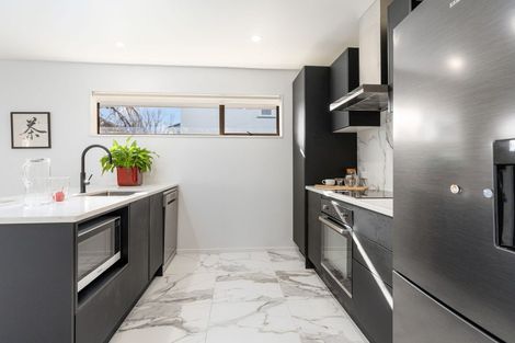 Photo of property in 3 Phoenix Avenue, Hokowhitu, Palmerston North, 4410