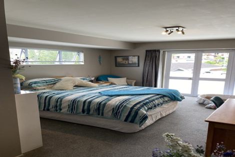 Photo of property in 1/37 Selwyn Crescent, Forrest Hill, Auckland, 0620