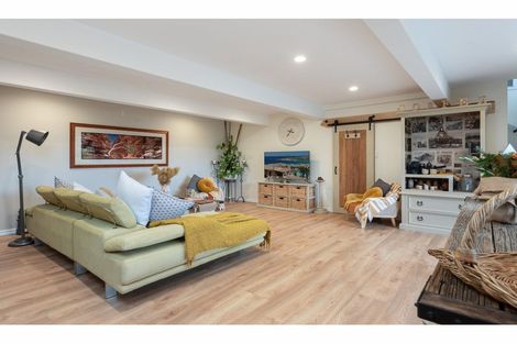 Photo of property in 3 Pamir Place, Welcome Bay, Tauranga, 3112