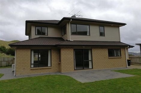 Photo of property in 27 Gifford Grove, Churton Park, Wellington, 6037