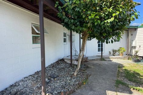 Photo of property in 6 Viking Avenue, Hillsborough, Auckland, 1042