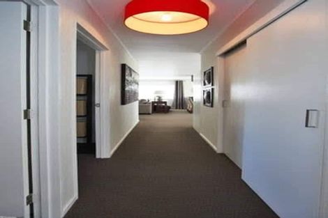 Photo of property in 34b Enderby Drive, Te Atatu Peninsula, Auckland, 0610