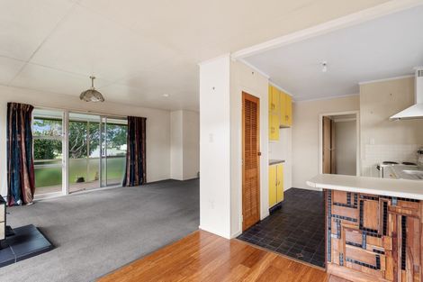 Photo of property in 1/23 Sea Spray Drive, Bucklands Beach, Auckland, 2012