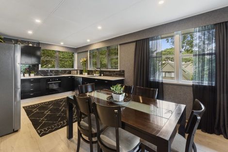 Photo of property in 86a Winara Avenue, Waikanae, 5036