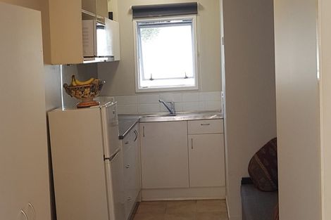 Photo of property in 46 Farquhar Road, Glendene, Auckland, 0602