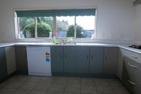 Photo of property in 9 Cabernet Close, Paraparaumu, 5032