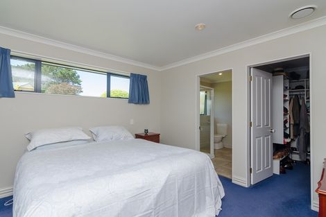 Photo of property in 10 Kenwyn Drive, Carterton, 5713