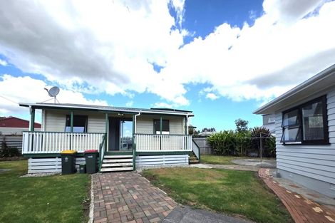 Photo of property in 21 Tranent Road, Mangere, Auckland, 2022