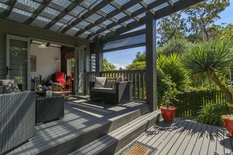 Photo of property in 2 Ely Place, Bethlehem, Tauranga, 3110