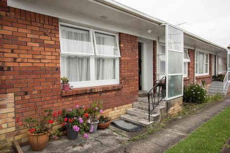 Photo of property in 3/43 Shakespeare Road, Milford, Auckland, 0620