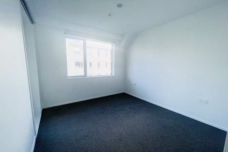Photo of property in 105/28b Eileen Newey Place, Henderson, Auckland, 0612