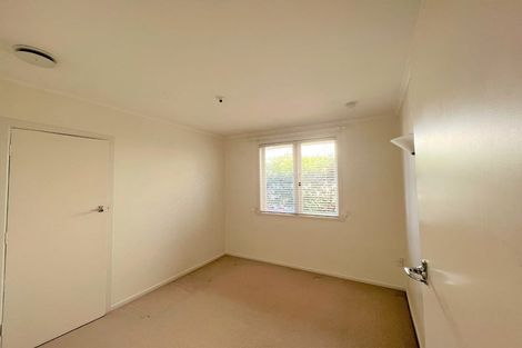 Photo of property in 21 Matipo Road, Te Atatu Peninsula, Auckland, 0610