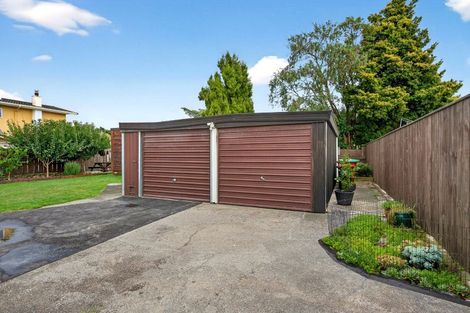 Photo of property in 3 Feist Street, Carterton, 5713
