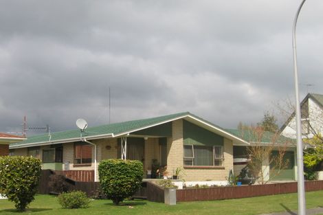 Photo of property in 41 Neri Crescent, Pomare, Rotorua, 3015