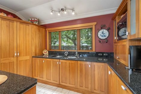 Photo of property in 385 Queens Drive, Windsor, Invercargill, 9810