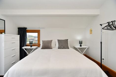 Photo of property in 4 Whitmore Street, Edgeware, Christchurch, 8013