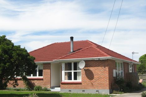 Photo of property in 32 Momorangi Crescent, Redwood, Christchurch, 8051