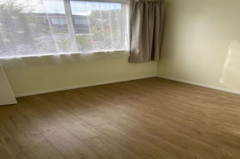 Photo of property in 134 Waimumu Road, Massey, Auckland, 0614