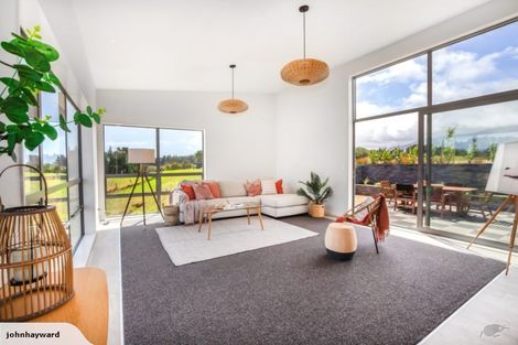 Photo of property in 14 Te Heke Place, Waikanae, 5036