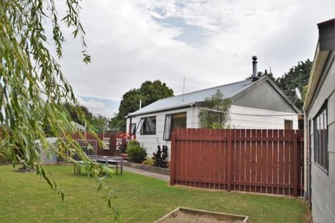 Photo of property in 16 Tawa Street, Tokomaru, Palmerston North, 4474