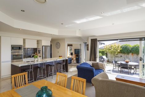 Photo of property in 4/341 College Street, West End, Palmerston North, 4410