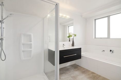 Photo of property in 16 Boysenberry Grove, Richmond, 7020