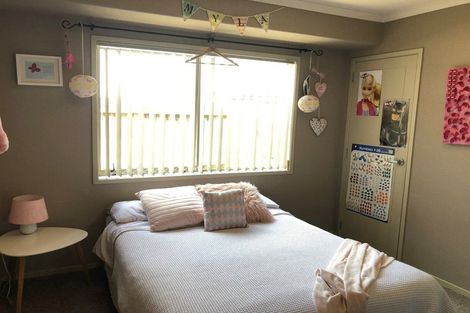 Photo of property in 5 Grabella Place, Papamoa Beach, Papamoa, 3118