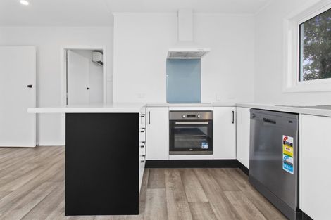 Photo of property in 39 Yeats Crescent, Fairfield, Hamilton, 3214