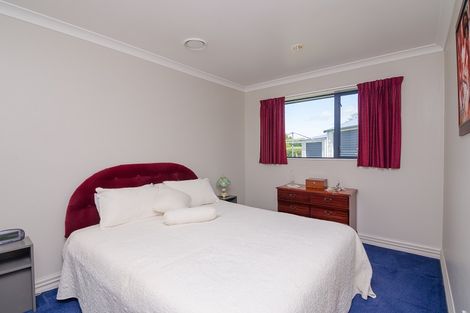 Photo of property in 10 Kenwyn Drive, Carterton, 5713