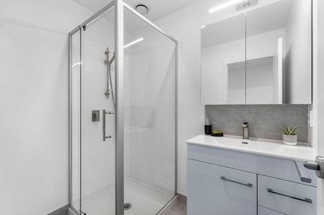 Photo of property in 23 Raukohekohe Road, Wiri, Auckland, 2104