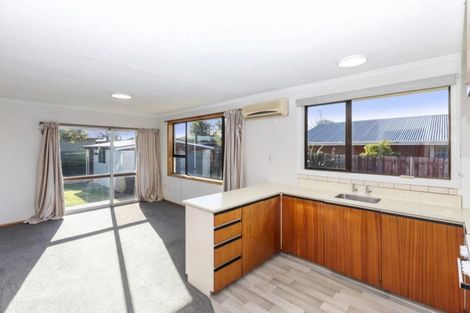 Photo of property in 11 Eglinton Street, Avondale, Christchurch, 8061