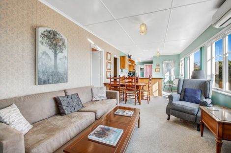 Photo of property in 18 Kauri Road, Stanmore Bay, Whangaparaoa, 0932