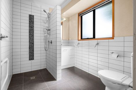 Photo of property in 24 Nielsen Gardens, Rototuna, Hamilton, 3210